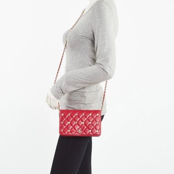 Chanel Red Quilted Lambskin Leather All About Chanel WOC Clutch Bag - Picture 2 of 12